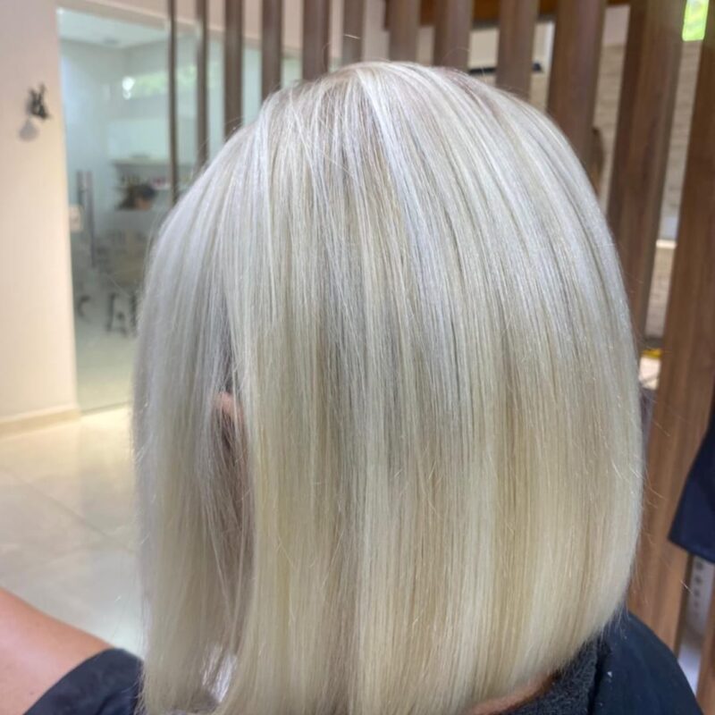 Coloração e mechas · Espaço Aliáh Saúde e Beleza — salão de beleza em Jardim das Tulipas, Holambra - SP