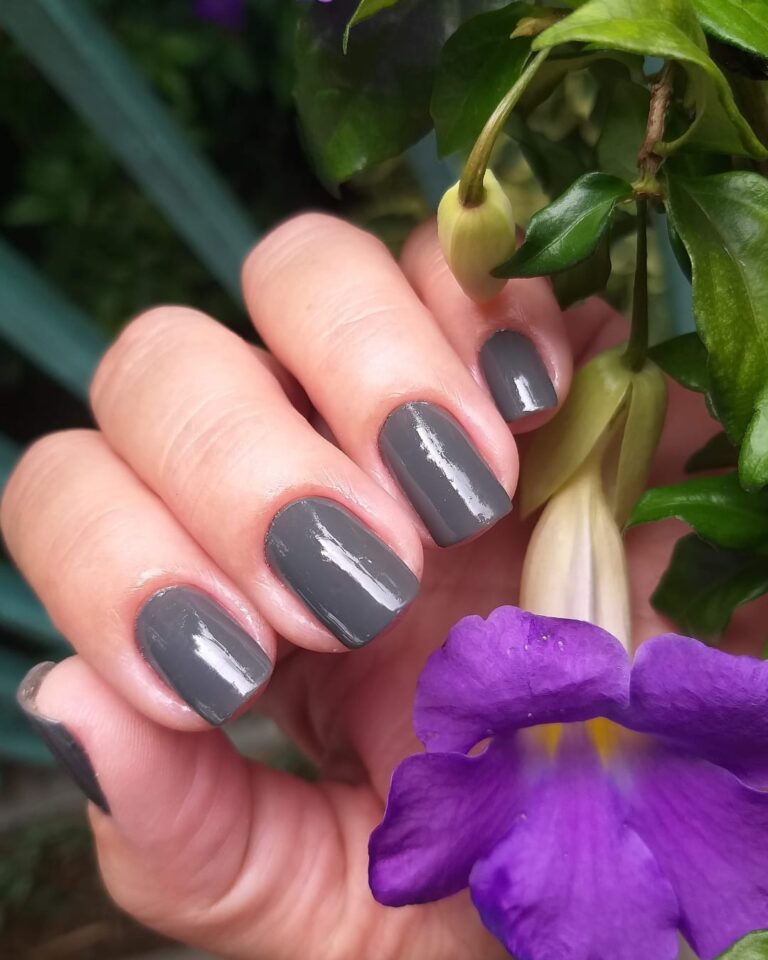 Manicure tradicional em Holambra – SP | Espaço Aliáh Saúde e Beleza