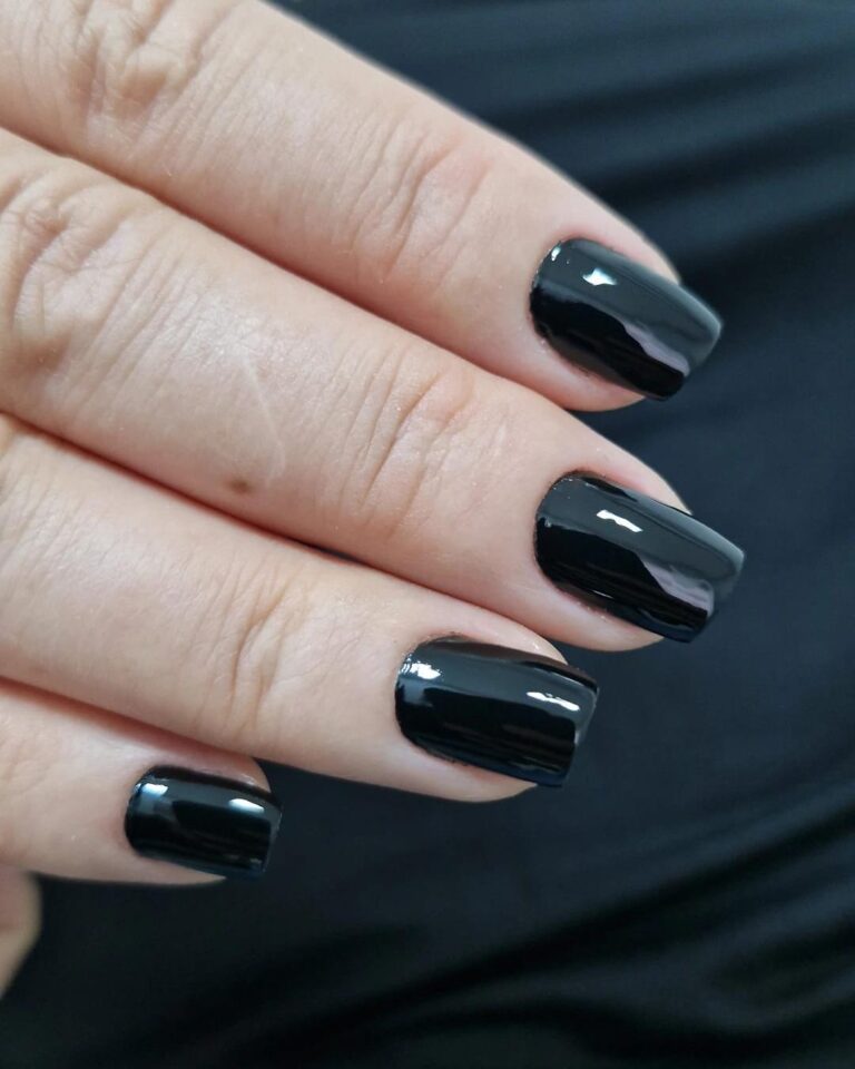 Unhas · Espaço Aliáh Saúde e Beleza — salão de beleza em Jardim das Tulipas, Holambra - SP