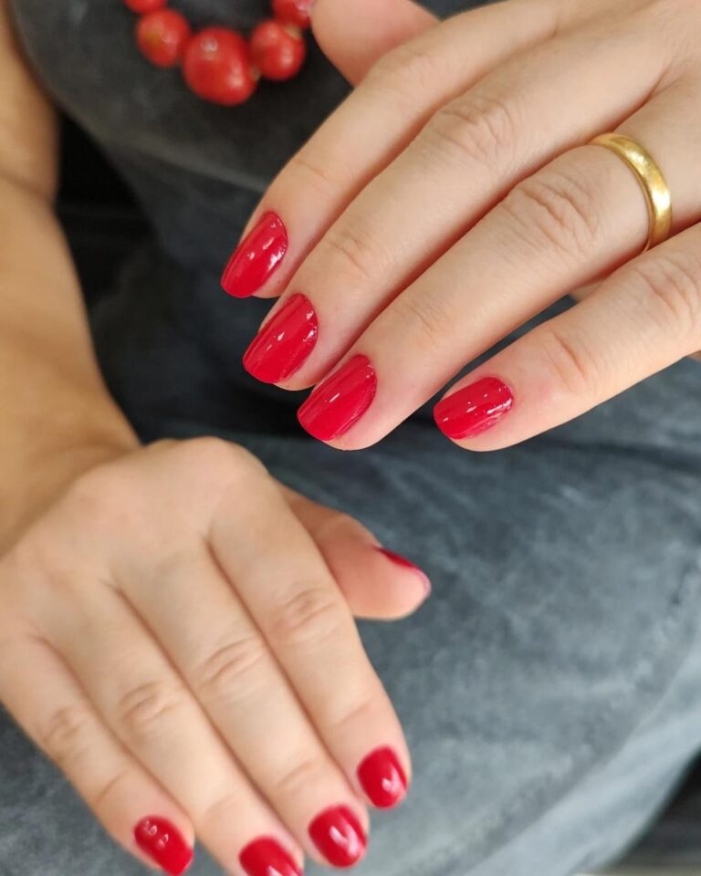 Manicure tradicional em Holambra – SP | Espaço Aliáh Saúde e Beleza