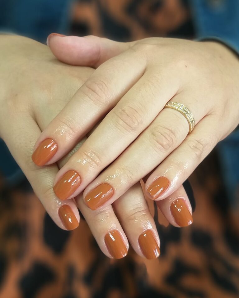 Manicure tradicional em Holambra – SP | Espaço Aliáh Saúde e Beleza
